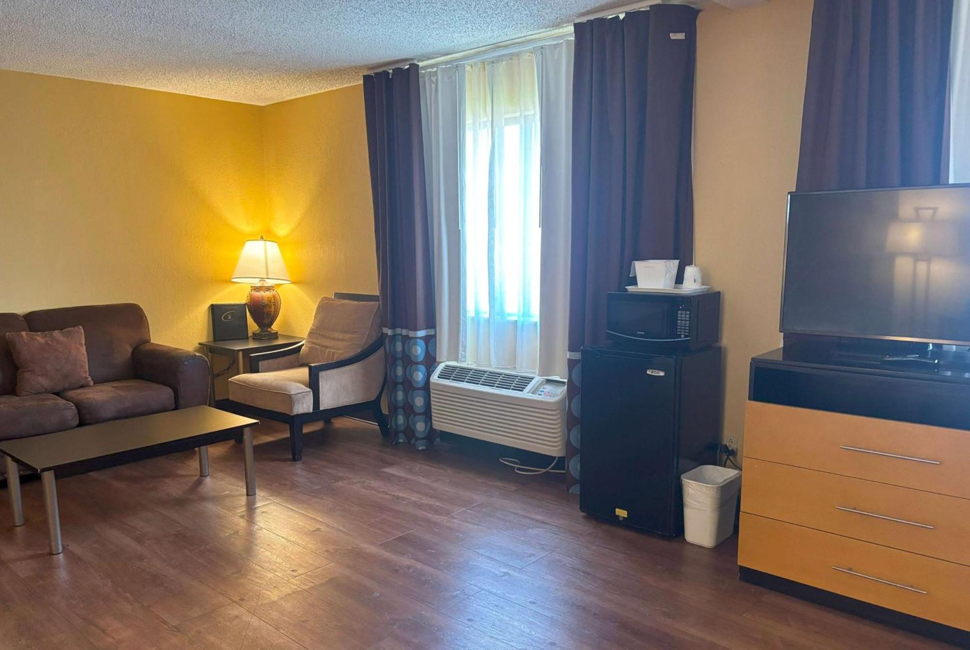 Super 8 By Wyndham Hotel O'Fallon